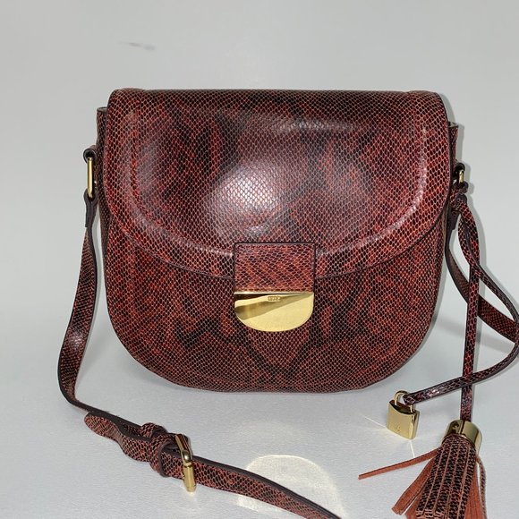 G.I.L.I. Handbags - G.I.L.I. leather crossbody bag
